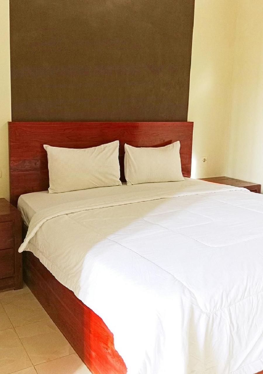 Grand Khalifah Guesthouse Sumbawa المظهر الخارجي الصورة