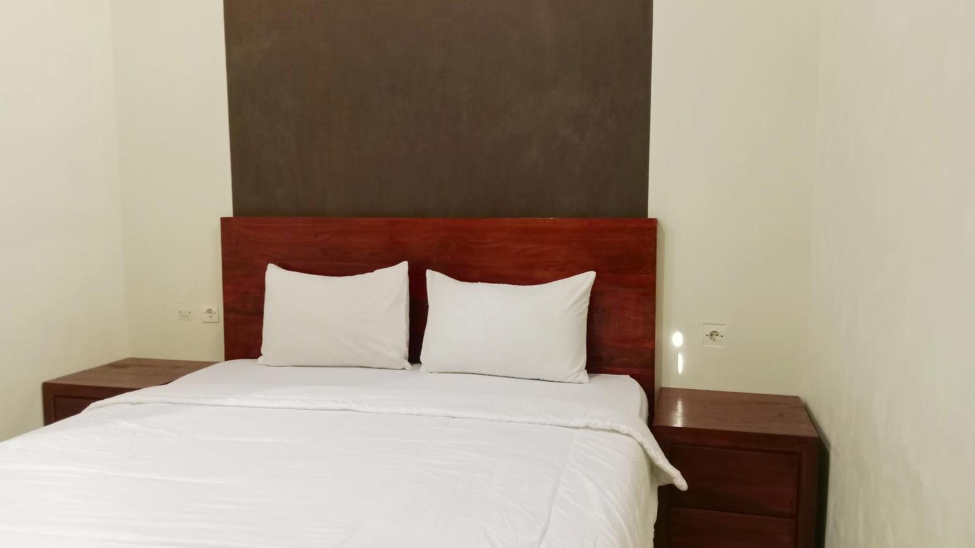 Grand Khalifah Guesthouse Sumbawa المظهر الخارجي الصورة